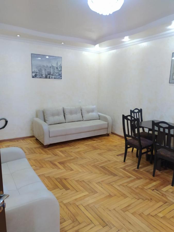 Apartment On 26 May Str Batumi Exterior photo