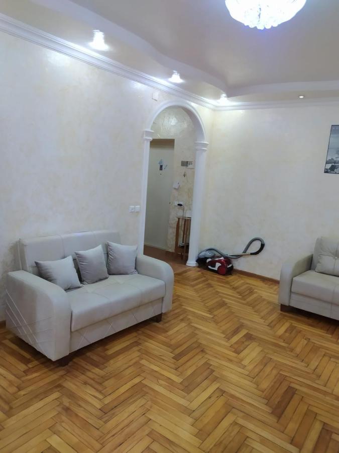 Apartment On 26 May Str Batumi Exterior photo